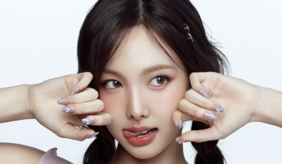 FINGER SUIT × NAYEON 特別な出会い Behind Story