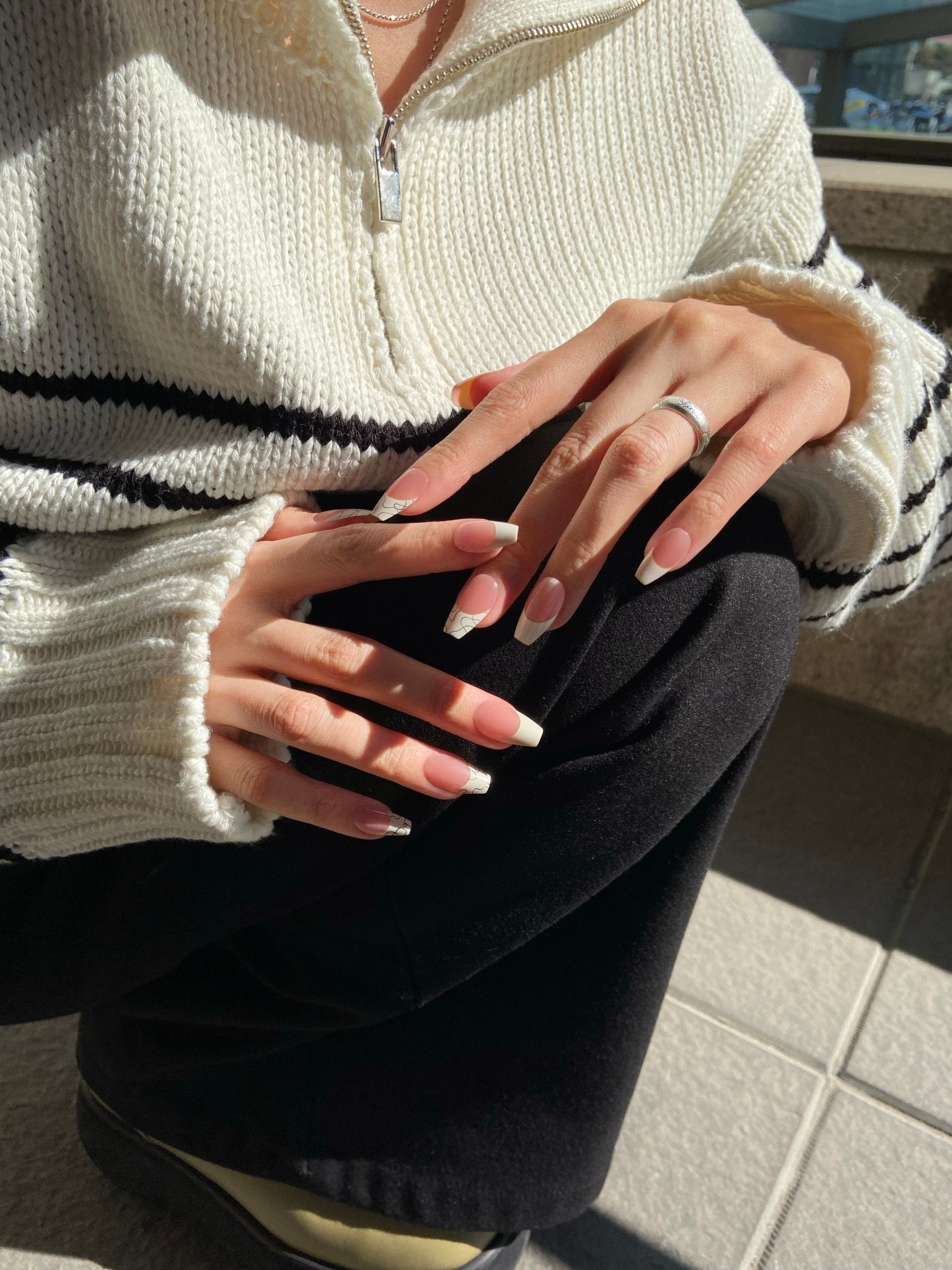 Cream Latte(クリームラテ) - FINGER SUIT(フィンガースーツ)ネイルチップ