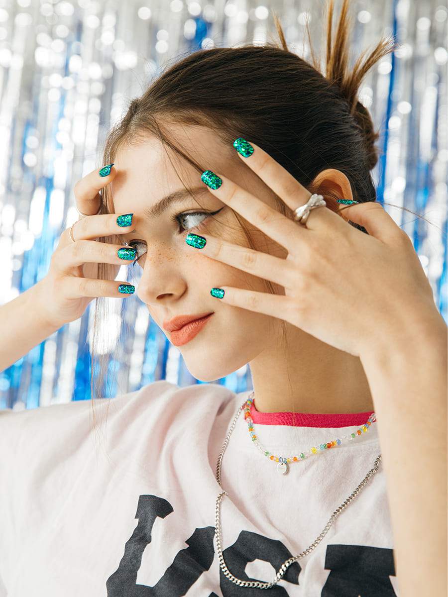 Blue Sparkle(ブルースパークル) - FINGER SUIT(フィンガースーツ)ネイルチップ