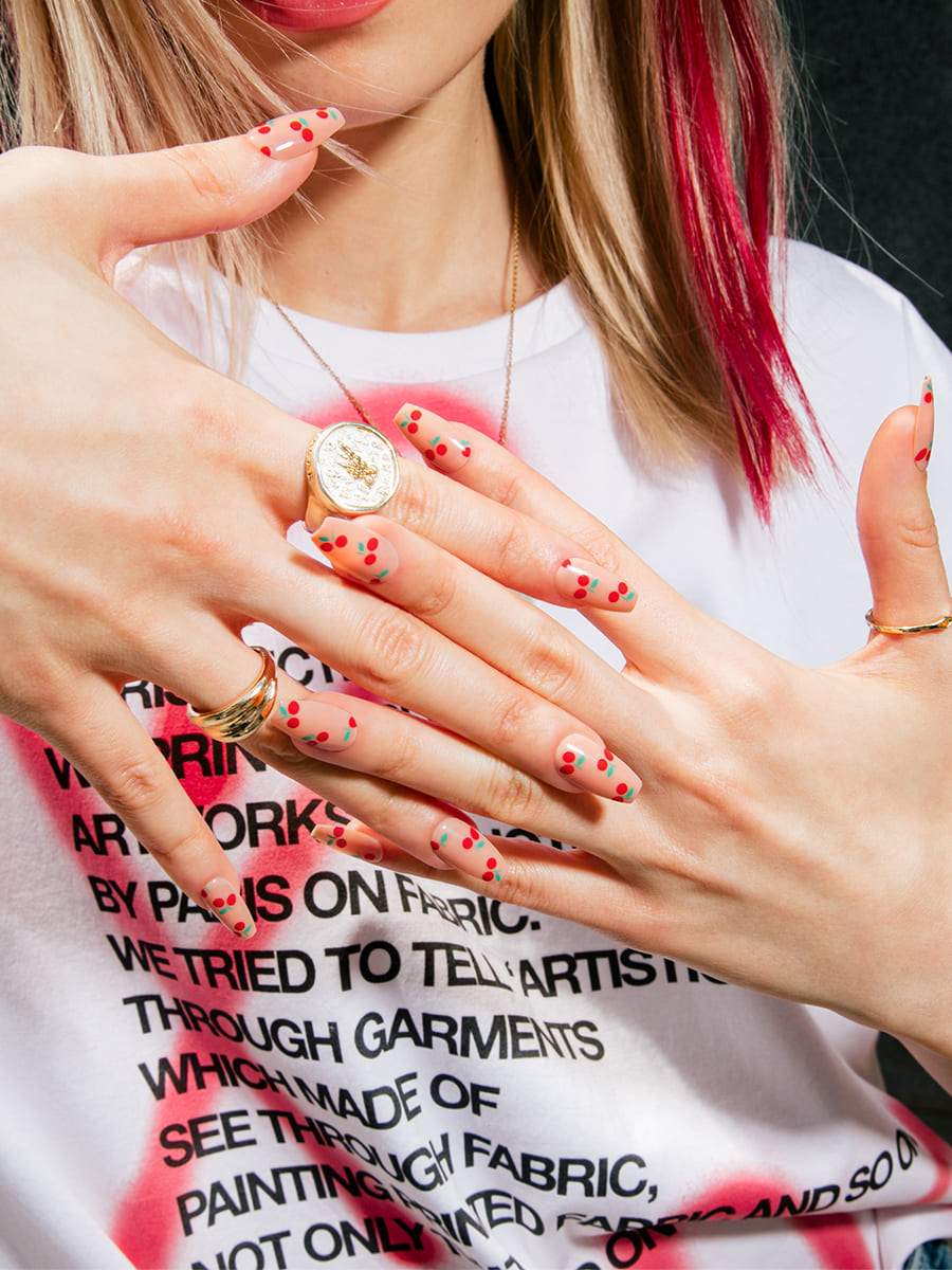 【Kep1er 着用】Cherry On Top(チェリーオントップ) - FINGER SUIT(フィンガースーツ)ネイルチップ