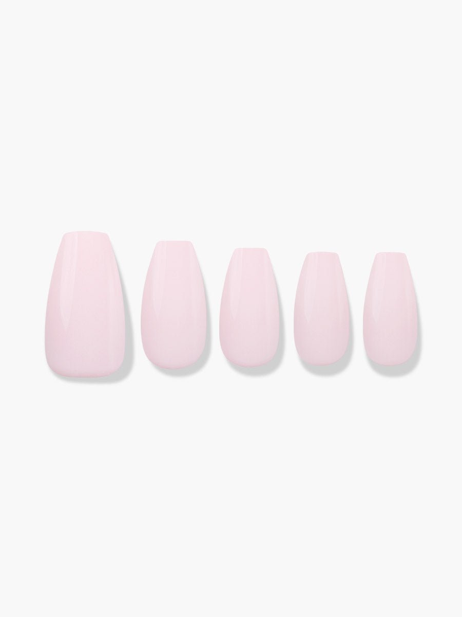 Strawberry Milk(ストロベリーミルク) - FINGER SUIT(フィンガースーツ)ネイルチップ