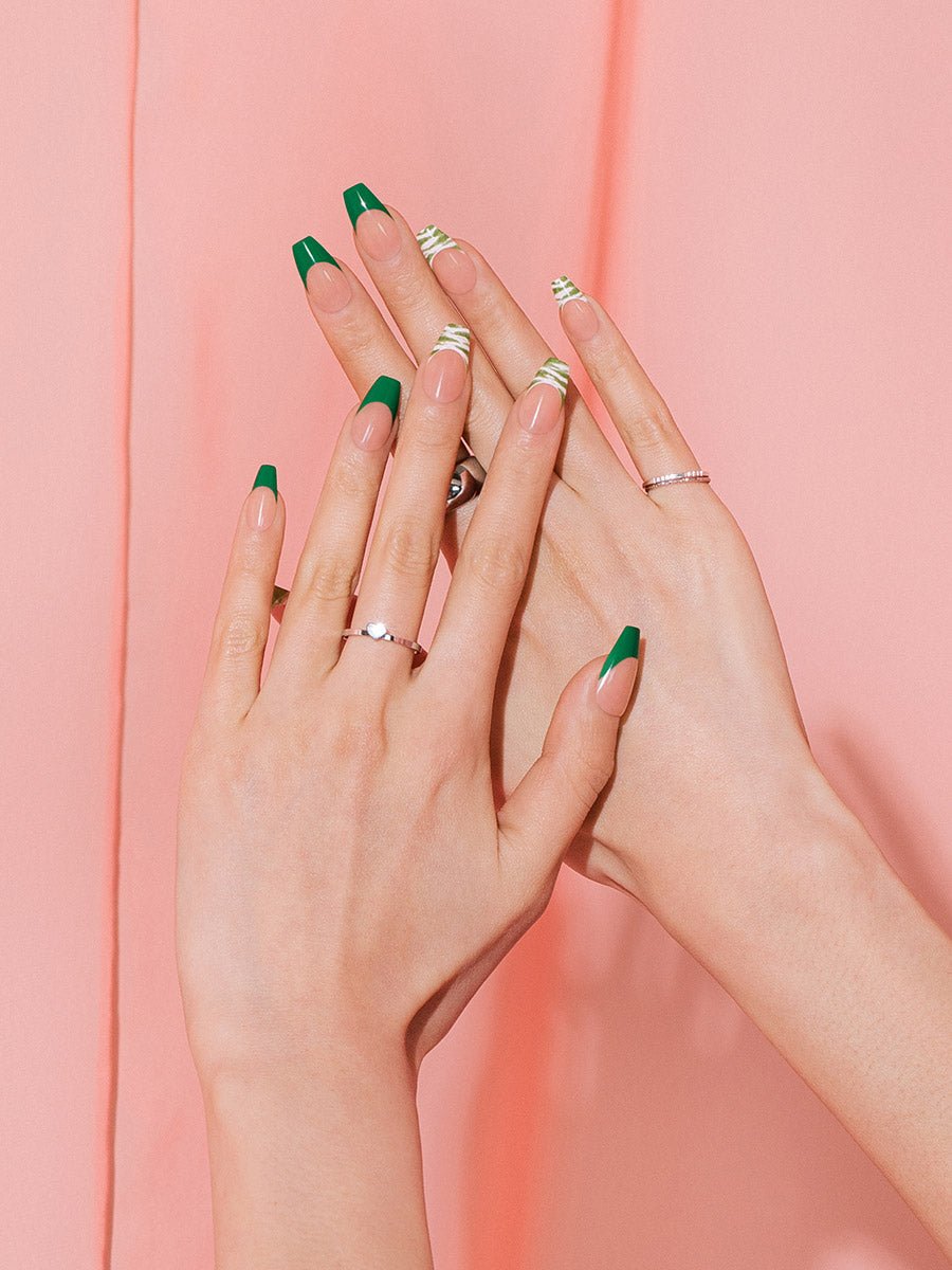 Must Have Green(マストハブグリーン) - FINGER SUIT(フィンガースーツ)ネイルチップ