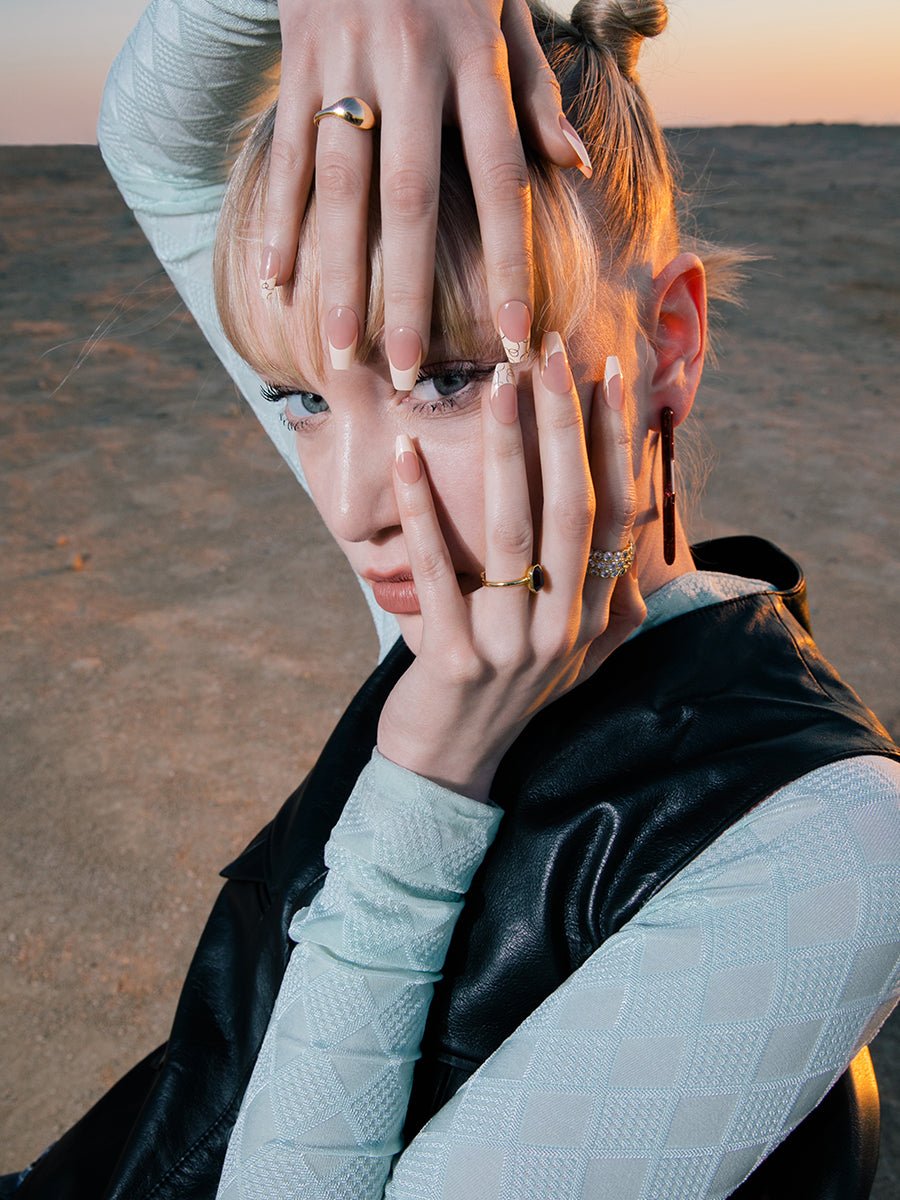 Cream Latte(クリームラテ) - FINGER SUIT(フィンガースーツ)ネイルチップ