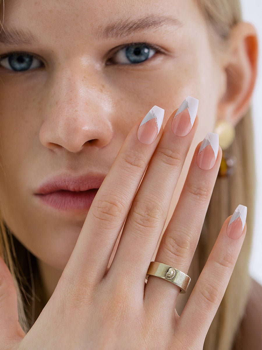 Graffiti(グラフィティ) - FINGER SUIT(フィンガースーツ)ネイルチップ