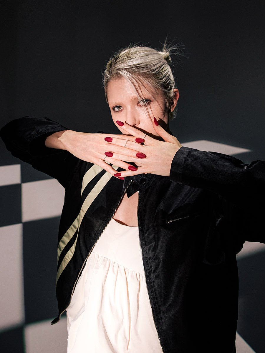 Deep Scarlet(ディープスカーレット) - FINGER SUIT(フィンガースーツ)ネイルチップ