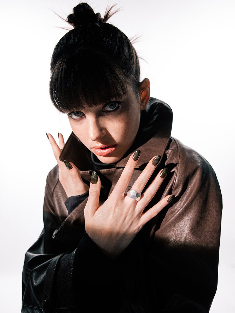 Lights(ライト) - FINGER SUIT(フィンガースーツ)ネイルチップ