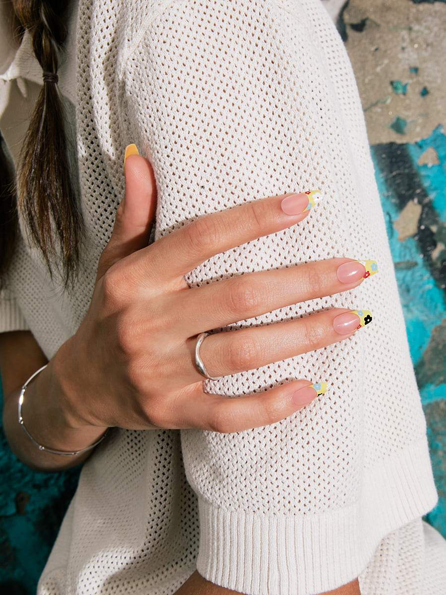 【Kep1er 着用】Flower French(フラワーフレンチ) - FINGER SUIT(フィンガースーツ)ネイルチップ