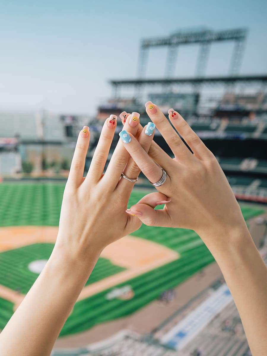 Happiness(ハピネス) - FINGER SUIT(フィンガースーツ)ネイルチップ