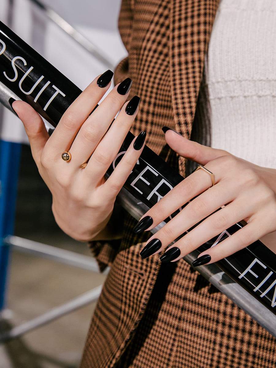 Perfect Black(バレリーナ)(パーフェクトブラック(バレリーナ)) - FINGER SUIT(フィンガースーツ)ネイルチップ